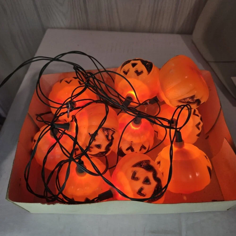 Vtg 10 Pumpkin Autumn Halloween Jack-O-Lantern Decorative String Lights